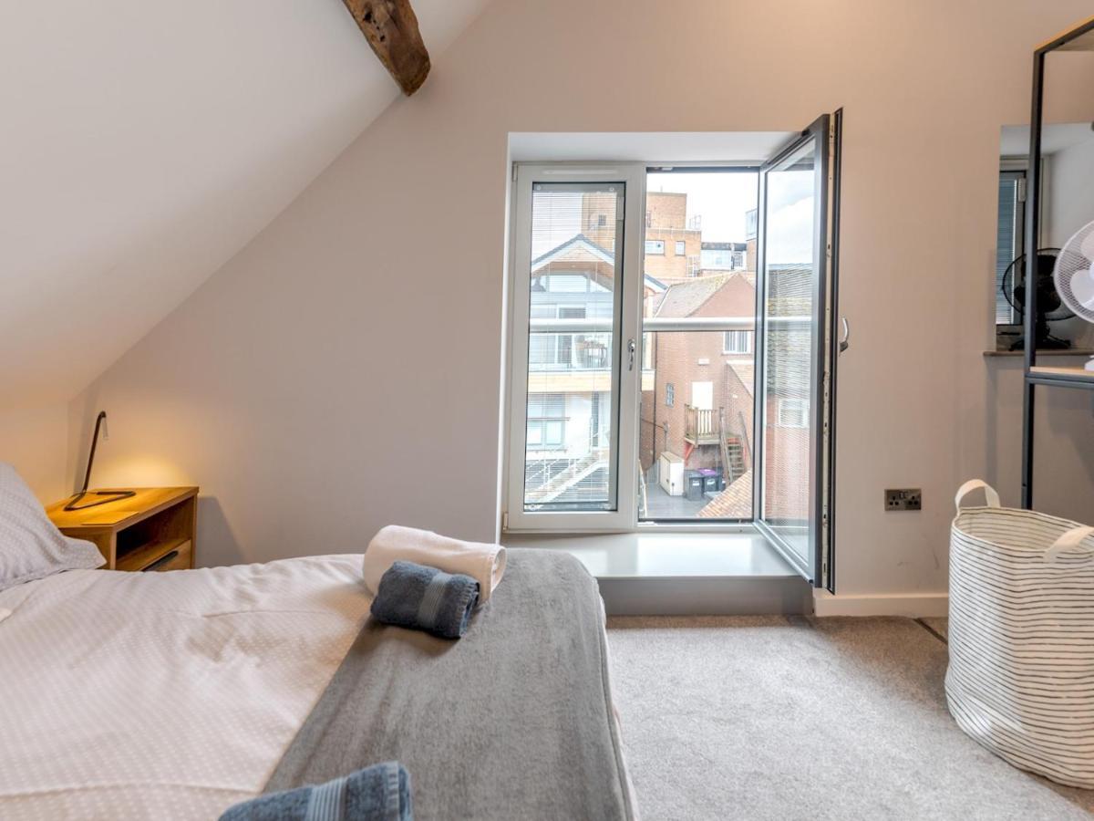 Pass The Keys 5C Charming Town Centre Apartment With Roof Top Views Shrewsbury Exteriér fotografie