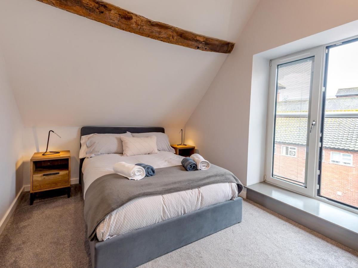Pass The Keys 5C Charming Town Centre Apartment With Roof Top Views Shrewsbury Exteriér fotografie